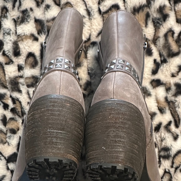Harley Davidson Studded Brown Ankle Boots size 9M - Picture 5 of 8